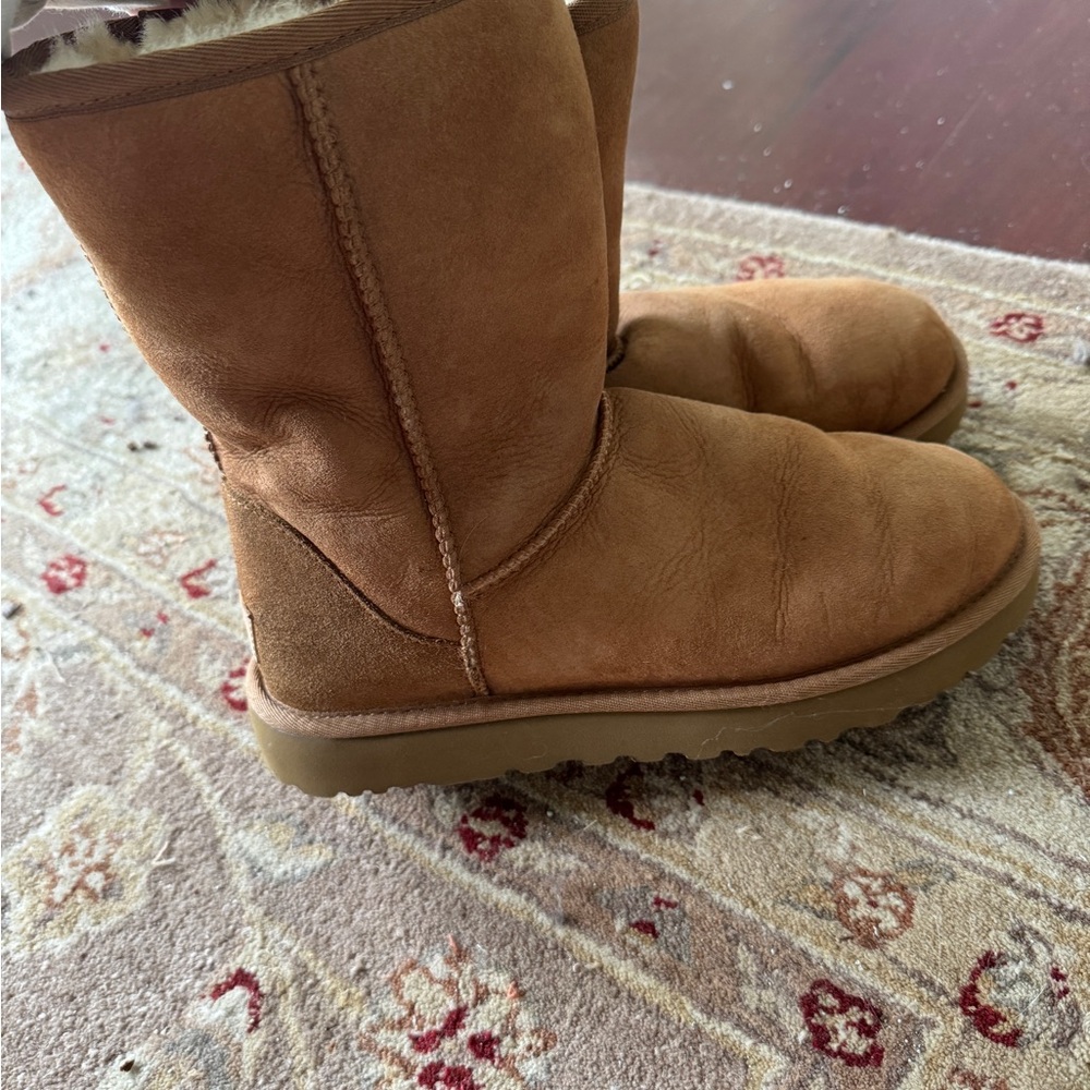 UGG Classic Brown Boots - Picture 3 of 5